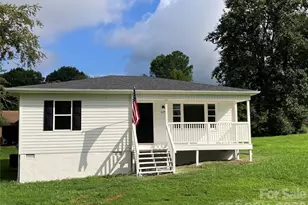 640 Hawthorne St, Hudson, NC 28638 - Photo 2