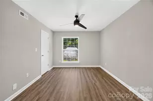 4605 Coronado Dr, Charlotte, NC 28212 - Photo 14