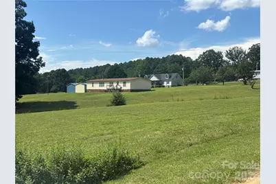 3557 Gladden Drive, Lincolnton, NC 28092 - Photo 2