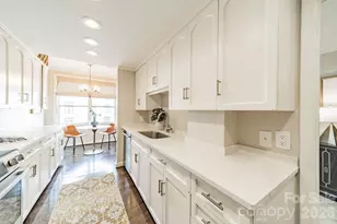 1530 Queens Rd, Charlotte, NC 28207 - Photo 14