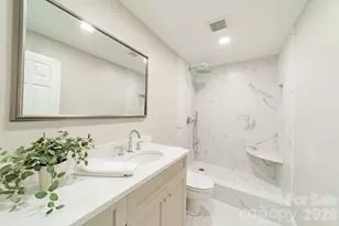 1530 Queens Rd, Charlotte, NC 28207 - Photo 22
