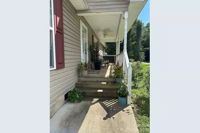 33 Railroad Avenue, York, SC 29745 - Photo 2
