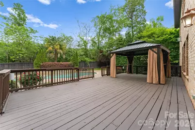 7307 Roseland Avenue, Charlotte, NC 28277 - Photo 6