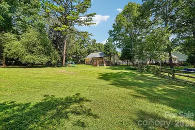 13942 Dannemara Drive, Pineville, NC 28134 - Photo 34