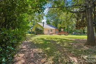 13942 Dannemara Dr, Pineville, NC 28134 - Photo 30