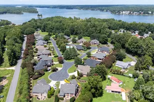 186 Lake Commons Dr, Rock Hill, SC 29732 - Photo 38