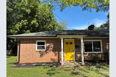204 Westview Drive #B, Lincolnton, NC 28092 - Photo 1
