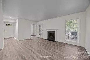 6005 Pinebark Ct, Charlotte, NC 28212 - Photo 2
