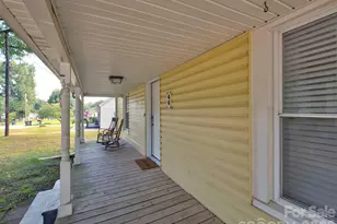 46 Mandalay Pl SW, Concord, NC 28027 - Photo 2