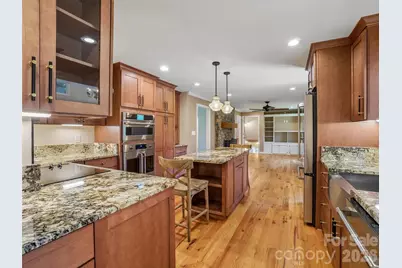 11 Ridgewood Avenue, Weaverville, NC 28787 - Photo 14