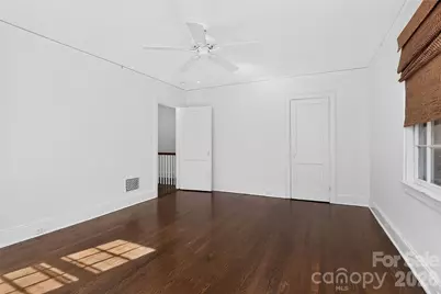 823-825 Henley Place, Charlotte, NC 28207 - Photo 32