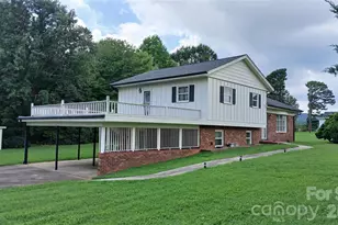 3830 Dowell St, Hickory, NC 28602 - Photo 2