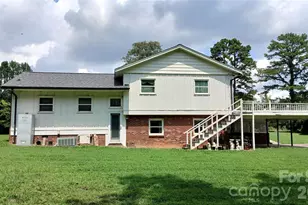 3830 Dowell St, Hickory, NC 28602 - Photo 6