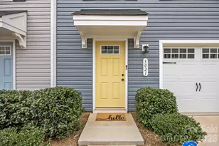 3021 Fiddlewood St, Charlotte, NC 28214 - Photo 2