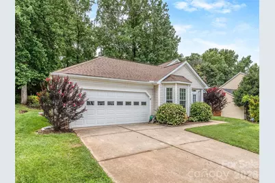 4522 Avalon Forest Lane, Charlotte, NC 28269 - Photo 2