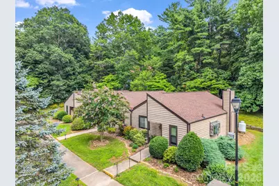 7 Woodlands Drive, Black Mountain, NC 28711 - Photo 2