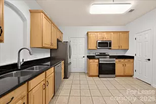 14437 San Paolo Ln, Charlotte, NC 28277 - Photo 10