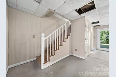 9851 Double Island Road, Green Mountain, NC 28740 - Photo 12