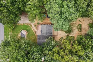 608 Hoyle St, Lincolnton, NC 28092 - Photo 32