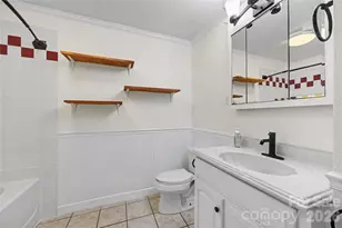 608 Hoyle St, Lincolnton, NC 28092 - Photo 22
