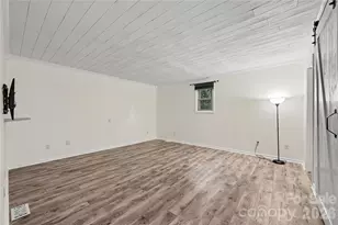 608 Hoyle St, Lincolnton, NC 28092 - Photo 12