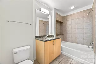 210 N Church St, Charlotte, NC 28202 - Photo 20