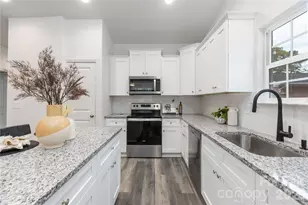 8814 Moores Chapel Rd, Charlotte, NC 28214 - Photo 10