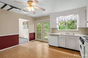 1317 Hyman Ave, Hendersonville, NC 28792 - Photo 18