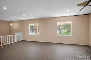1317 Hyman Ave, Hendersonville, NC 28792 - Photo 14
