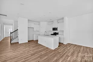 9439 Old Dowd Rd, Charlotte, NC 28214 - Photo 8