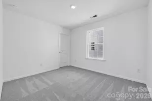 9439 Old Dowd Rd, Charlotte, NC 28214 - Photo 10