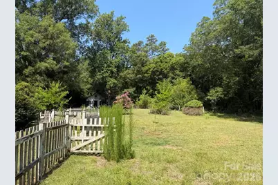206 Rose Terrace, Wadesboro, NC 28170 - Photo 6