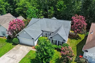 1132 Gower St, Fort Mill, SC 29708 - Photo 2
