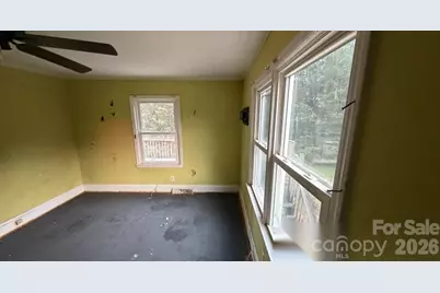 803 S Grove Street, Lincolnton, NC 28092 - Photo 6