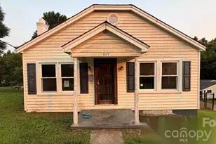 803 S Grove St, Lincolnton, NC 28092 - Photo 1