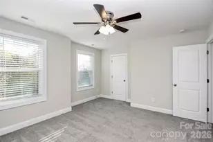 2595 Henry Falls Dr, Hickory, NC 28602 - Photo 16