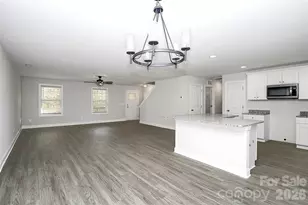 2595 Henry Falls Dr, Hickory, NC 28602 - Photo 10