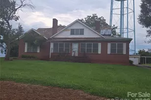 1312 Salem Rd, Morganton, NC 28655 - Photo 1