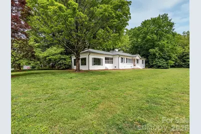 1301 N Sharon Amity Road, Charlotte, NC 28211 - Photo 10