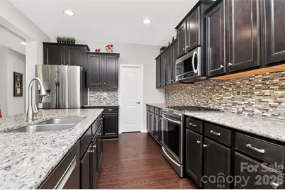 5409 Poplar Knoll Drive, Matthews, NC 28105 - Photo 10