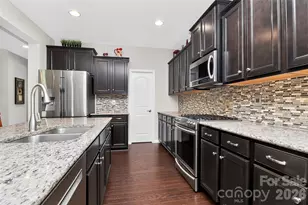 5409 Poplar Knoll Dr, Matthews, NC 28105 - Photo 10