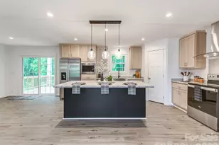 7822 Stillwater Dr, Sherrills Ford, NC 28673 - Photo 8