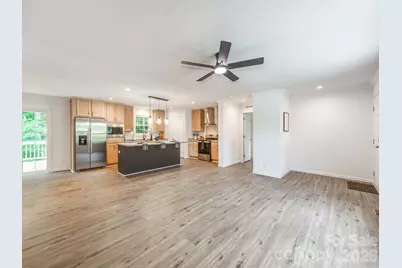 7822 Stillwater Drive, Sherrills Ford, NC 28673 - Photo 6