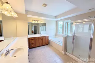 9928 Daufuskie Dr, Charlotte, NC 28278 - Photo 18