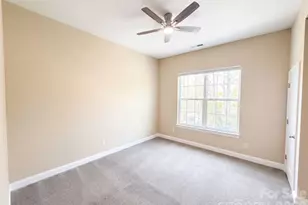 9928 Daufuskie Dr, Charlotte, NC 28278 - Photo 10