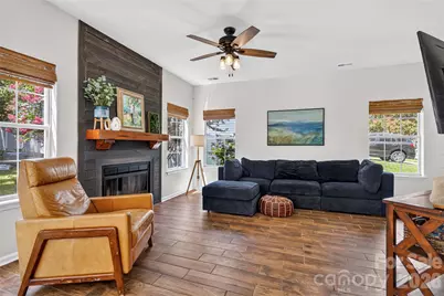 8914 Raven Park Drive, Charlotte, NC 28216 - Photo 12