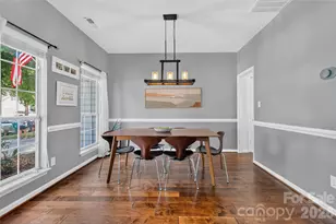 8914 Raven Park Dr, Charlotte, NC 28216 - Photo 10