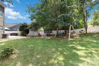 8914 Raven Park Drive, Charlotte, NC 28216 - Photo 42