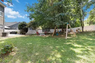 8914 Raven Park Dr, Charlotte, NC 28216 - Photo 42