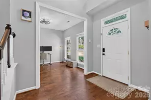 8914 Raven Park Dr, Charlotte, NC 28216 - Photo 8